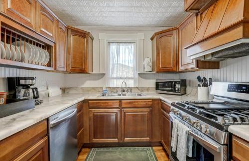 Manitou Springs House | 1BR Quiet Neighborhood & Nearby Parks