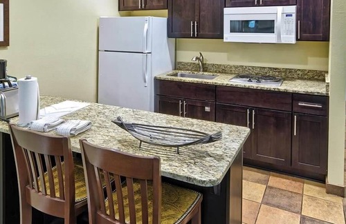 Pinetop Condo | 1br Rustic Cabin Condo in White Mountains of AZ