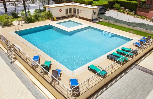 Praia da Rocha Apartment | 1BR Sea View w/Pool – 200m from the Beach