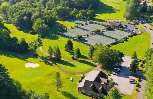 Sapphire Condo | 1br Suite Condo Family Fun, Skiing, Golf, Boating