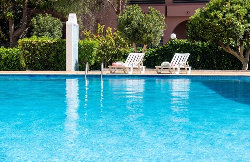 Areias de Sao Joao Apartment | 1BR w/Pool, 300m from Beach – Albufeira