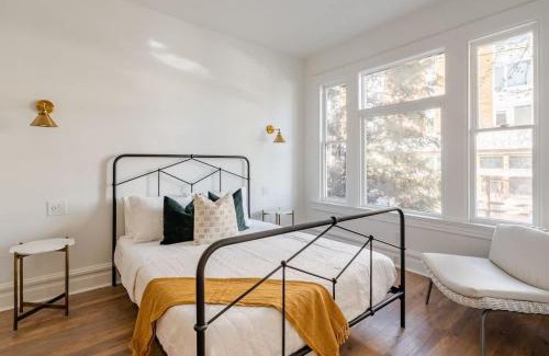 Uptown Apartment | 1BR - Walk to Coffee, Brews & NW 23rd Shops