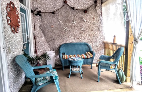 Brunswick Apartment | 1brCoastalColonialApt between Jekyll & St Simons Islands beaches& near Downtown!