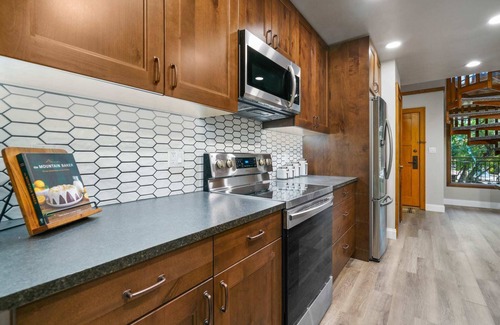 Purgatory Condo | #1Condo Glacier Resort, Pool, Golf, HotTub, Sauna, Gym