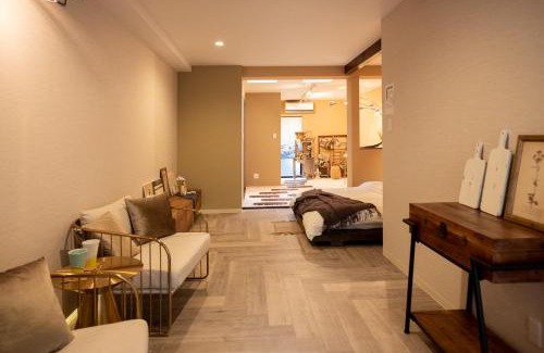 Nishinari House | 1Fモダン和風一軒家48平米 花園町駅3min天下茶屋駅10min難波心斎橋梅田関西空港直結WIFI