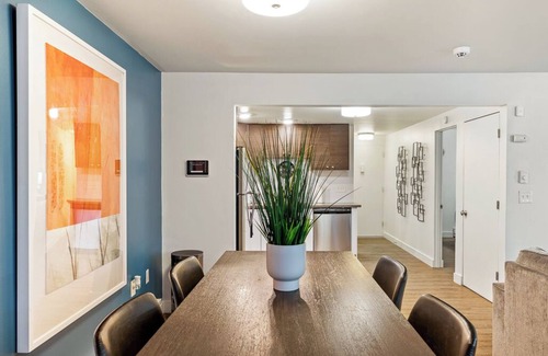 West Bellevue Apartment | 1mi-Downtown Bellevue, W/D, Parking, 20min-Airportn