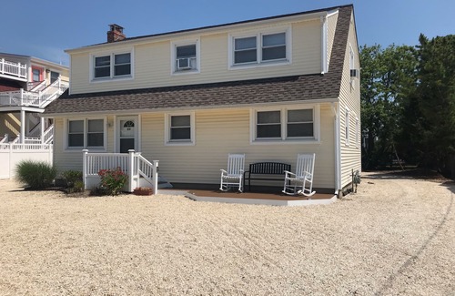 Ship Bottom House | 1st Fl of duplex. Sunsets over the bay, walk to beach. Great family getaway.