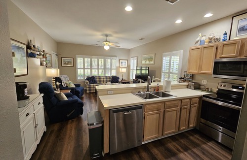 Sea Trail House | 1st Floor, 2 BR, 2 Bath Sunset Beach 5 minutes to ocean @ Sea Trail Golf Resort!