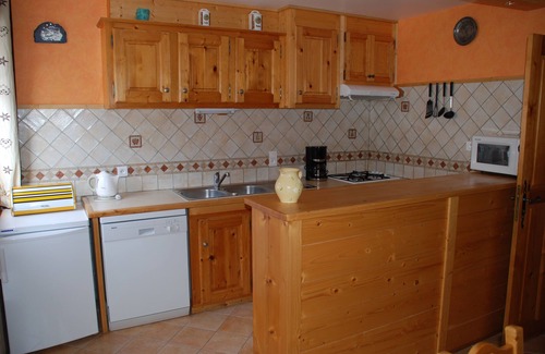 Morzine Apartment | 1st floor apartment in Savoyard chalet in Morzine.