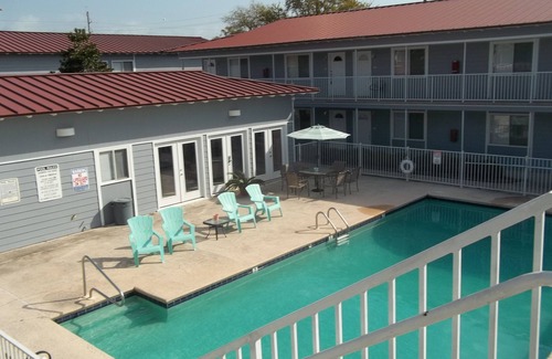 Biloxi Condo | 1st Flr Condo Steps from Beach. Near Keesler & Casinos