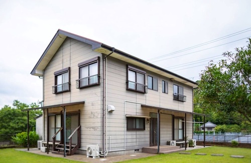 Futtsu House | 1st or 2nd floor Showa manga anime house Large / Futtsu Chiba