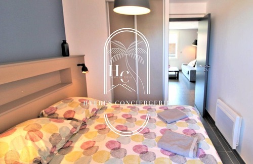 Le Pradet Apartment | 2ème étage Coquet 3 pièces 3 étoiles à 700m la mer PK CLiM WiFi
