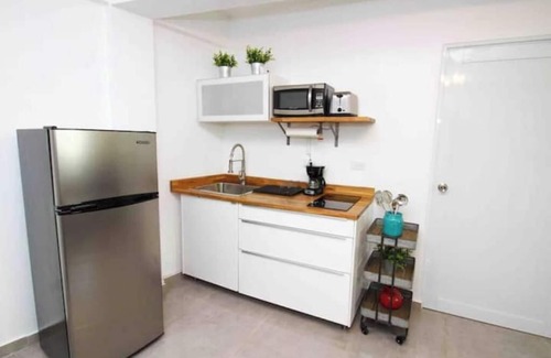 Carcel Apartment | 2.1 Apt with Generator for 6, near restaurants