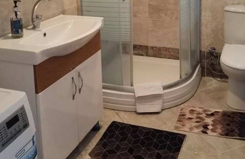 Cayirova Condo | 2+1 flat with easy access to Marmaray