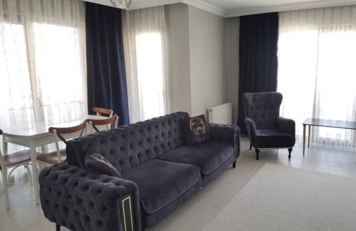 Cayirova Condo | 2+1 flat with easy access to Marmaray