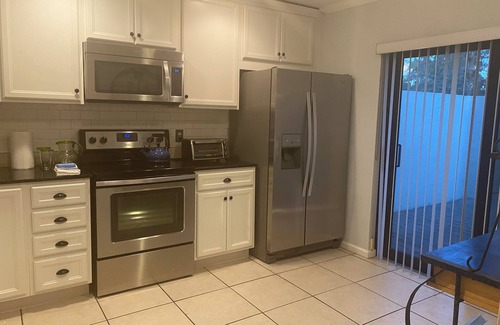 Wellington Villa | 2/2/2 villa in the heart of Wellington. Walk to restaurants & mall. Pet friendly