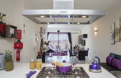 San Tumas Apartment | 2. 2 Bed Apartment close to beach! HPI/6768