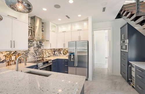 Gillespie Park House | 2/2 BRAND NEW LUXURY TOWNHOME STEPS FROM GILLESPIE PARK, PICKLEBALL, TENNIS,.