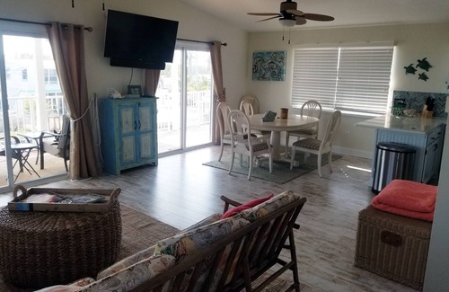 Doctor's Arm House | 2/2 Canal Front Home Big Pine Key. Easy ocean and gulf access!
