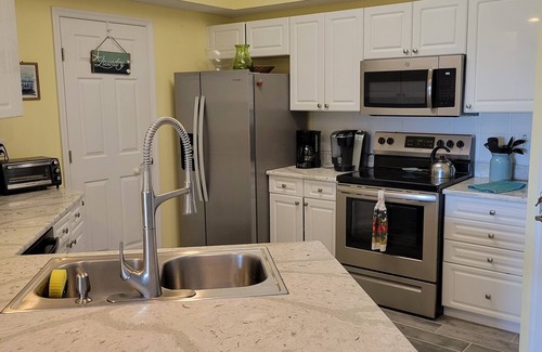 New Smyrna Beach Condo | 2/2 Condo with Intercoastal/Estuary Views