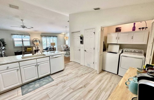 Buttonwood House | 2/2 in The Village of Buttonwood