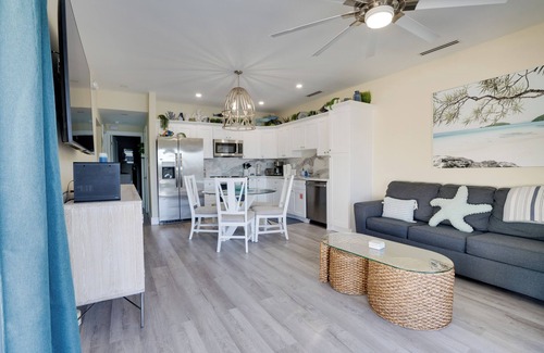 Marathon Villa | 2/2 Oceanfront Villa - Newly Remodeled by Sombrero Beach & POOL/DOCK/BOAT RAMP