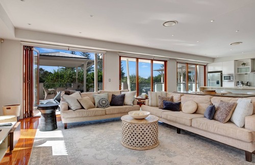 Peregian Beach Apartment | 2/20 Kingfisher Dr Peregian Beach