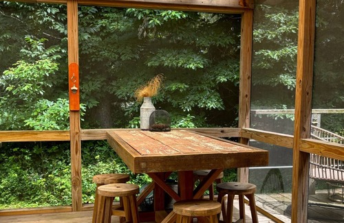 Harbert House | 2-3 nt min Serene Wooded lot fire pit hot tub screened porch