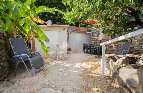 Gravieres House | 2/4 person gîte in Domaine des Garidels