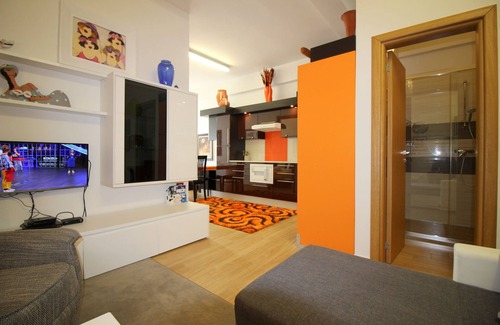 Porec Apartment | 2-4 persons, modern furnishings, air-conditioned, washing machine
