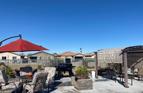Maryvale House | 2.5 miles to Super Bowl LVII - State Farm