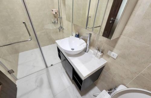 Mang Yang Apartment | 2 APT- 2 BrsAPT- West Lake- Center- Free laundry-Fast Wifi
