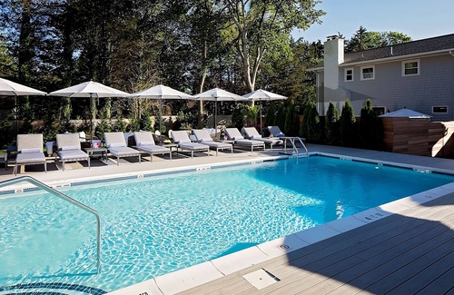 East Hampton North Hotel | 2 Atlantic King Suite at Journey East Hampton!