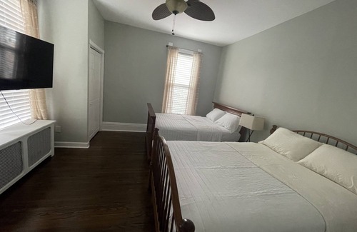 Algonquin Apartment | 2 Bdr in the Heart of Algonquin