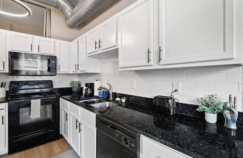 Downtown Cleveland Apartment | 2 BDR Living in the Heart of Downtown CLE