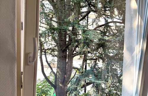 Laken Apartment | 2-bdrm apartment near Atomium, ING Arena, Stadium. Ideal for families and groups