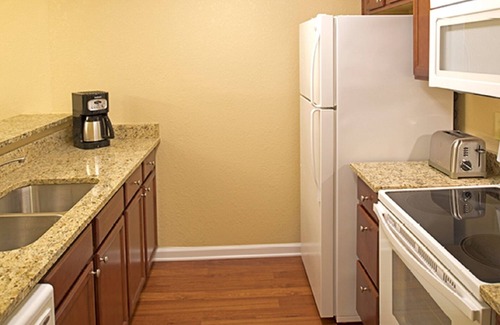 Berkeley Condo | 2 BDRM~ HISTORIC POWHATAN RESORT~8 MILES TO SEAWORLD, 6 MILES TO COLONIAL WMSBRG