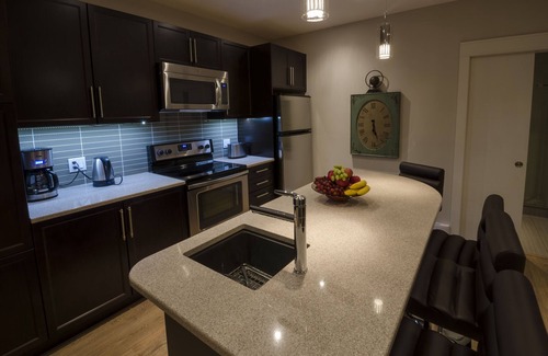 North Rustico Condo | 2 BDRM OCEAN/BEACH FRONT ROTATING CONDO!