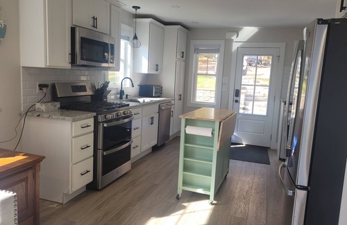 Rindge Cottage | 2 Bed, 1.5 Bath, on Pool Pond, Close to Franklin Pierce and Mt. Monadnock