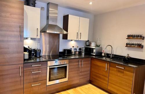 Roundhay Apartment | 2 bed, 2 bath apartment in Roundhay