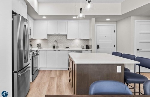 Dead Man's Flats Condo | 2 Bed/2 Bath Sparrowhawk-Top Floor/South Facing