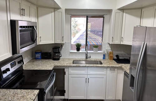 North Mountain Condo | 2 Bed 2 Bath Super Bowl/Waste Management