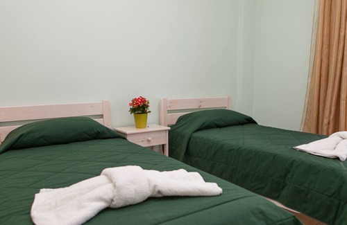 Tolo Apartment | 2 bed Apartment for up to 5 in Tolo Close to the Beach with Breathtaking Views