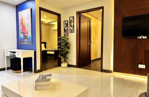 Lahore Apartment | 2 Bed Apartment near Gulberg by Lux Haven Stays