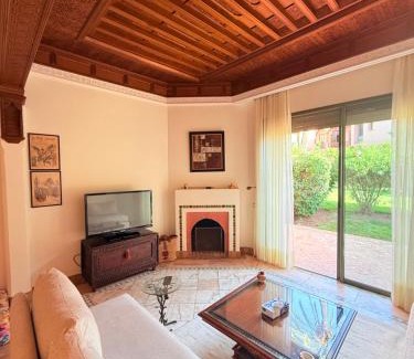 Palmeraie Apartment | 2 - Bed Apartment with Garden & shared Pool - Moroccan - Modern Style