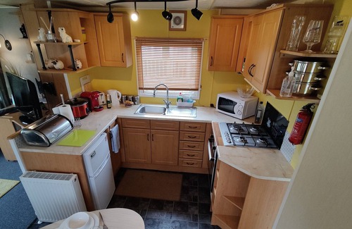 Great Houghton Apartment | 2-Bed Caravan at Billing Aquadrome Northampton