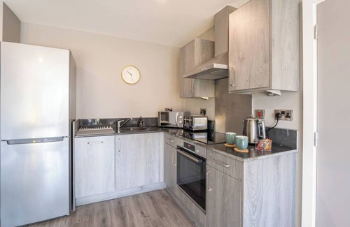 The Docks Apartment | 2-Bed Flat at Monarchs Quay, Liverpool Waterfront