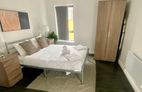 Castlefield Apartment | 2 Bed Flat Near Deansgate