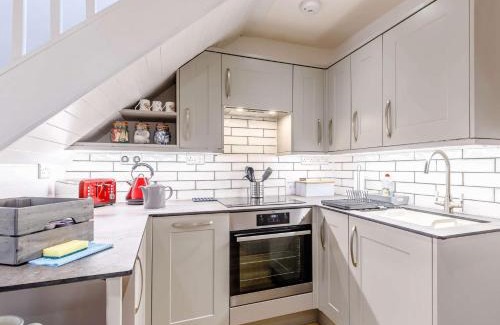 Ashford-in-the-Water House | 2 Bed in Ashford-In-The-Water 85314