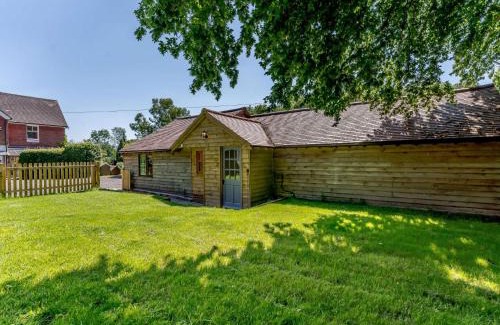 Framfield House | 2 Bed in Framfield 80504